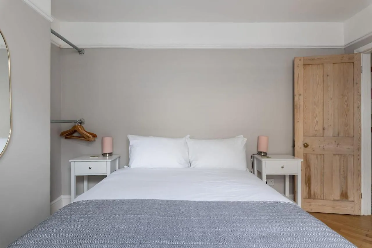 Modern Stylish Apartment Near City Centre Hove Regno Unito